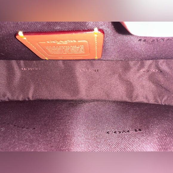 Coach Swinger 20 handbag NWT & wallet - Picture 4 of 7